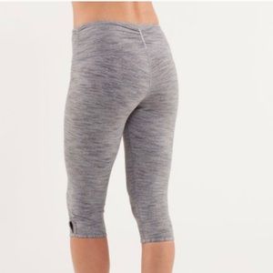 Lulu lemon grey and white striped cropped legging